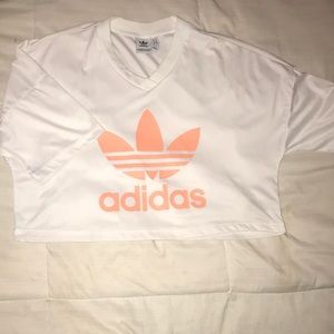 ADIDAS t shirt